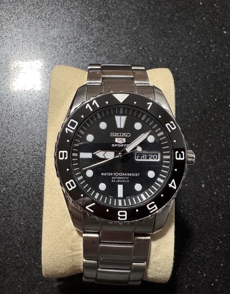 SEIKO 5 Sports Automatic Mod Bezel Cerámica NH35 Hombre 42mm Funciona Perfecto