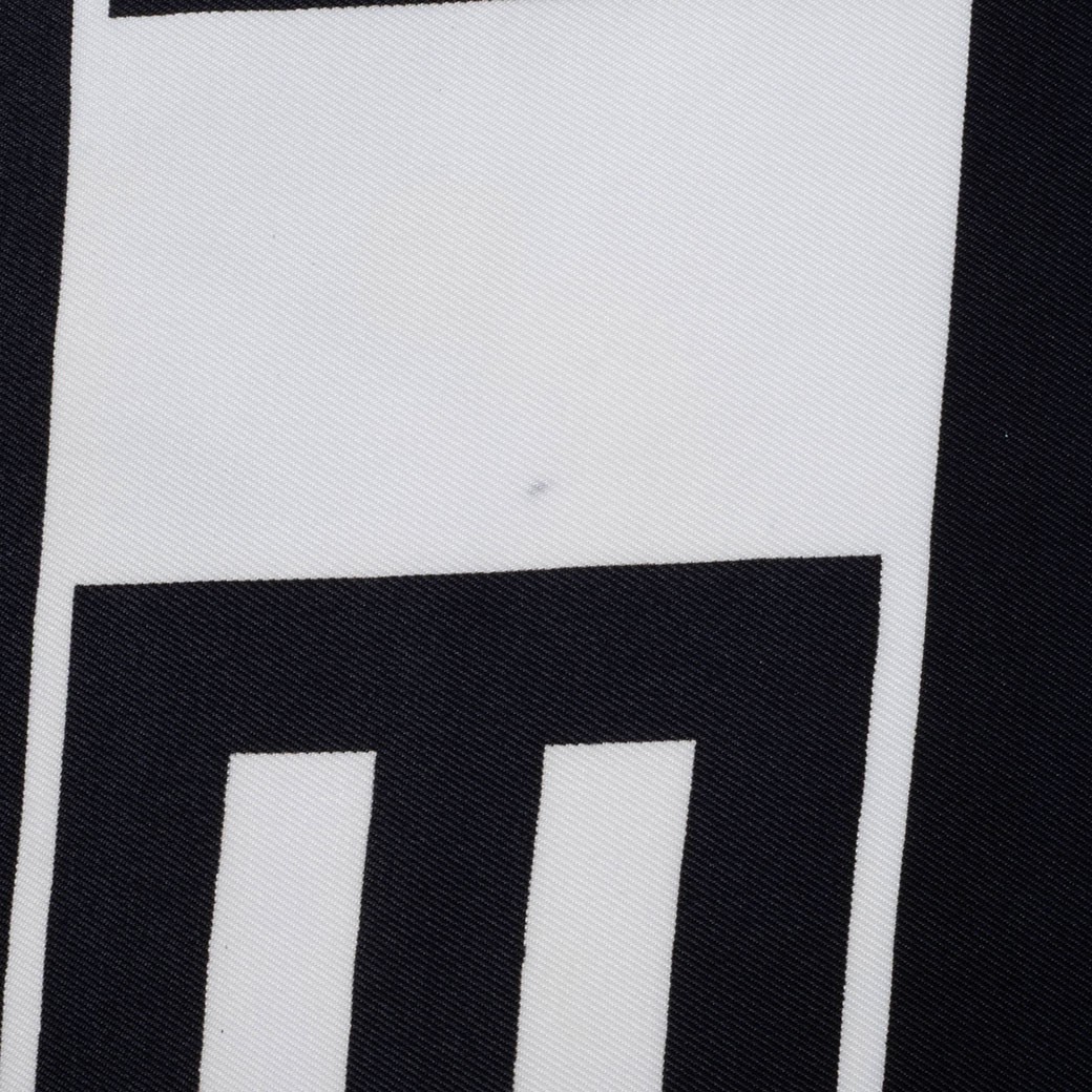 Authentic chanel Mademoiselle Square Silk Black x White Chain rare large image 10