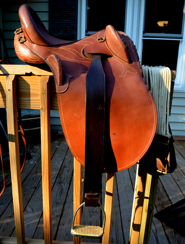 Brown Leather English Riding Saddle w/ Stirrups, Bit Etc. Jumping ??