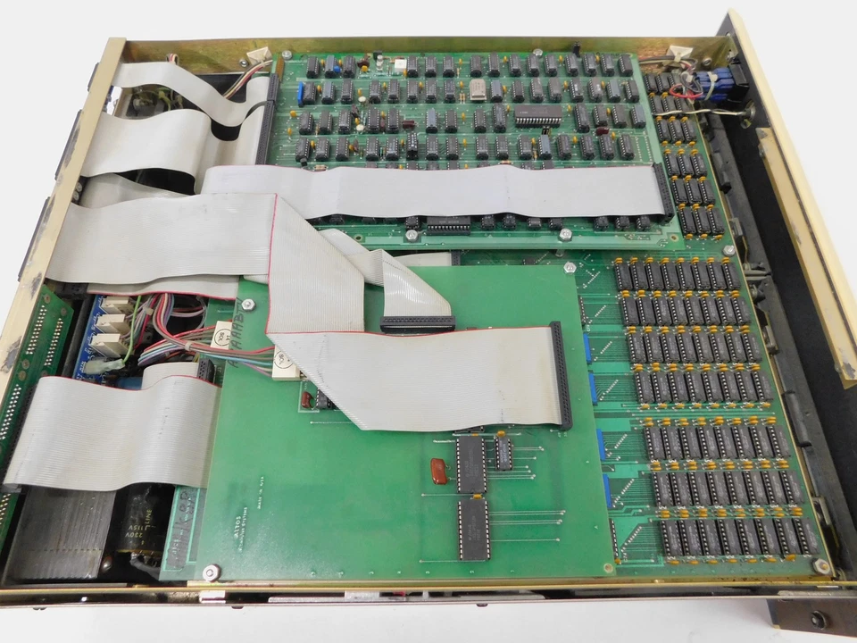 Computadora vintage Altos Computer Systems ACS8000-15A (se ve bien, arranca) Foto 3 de 4