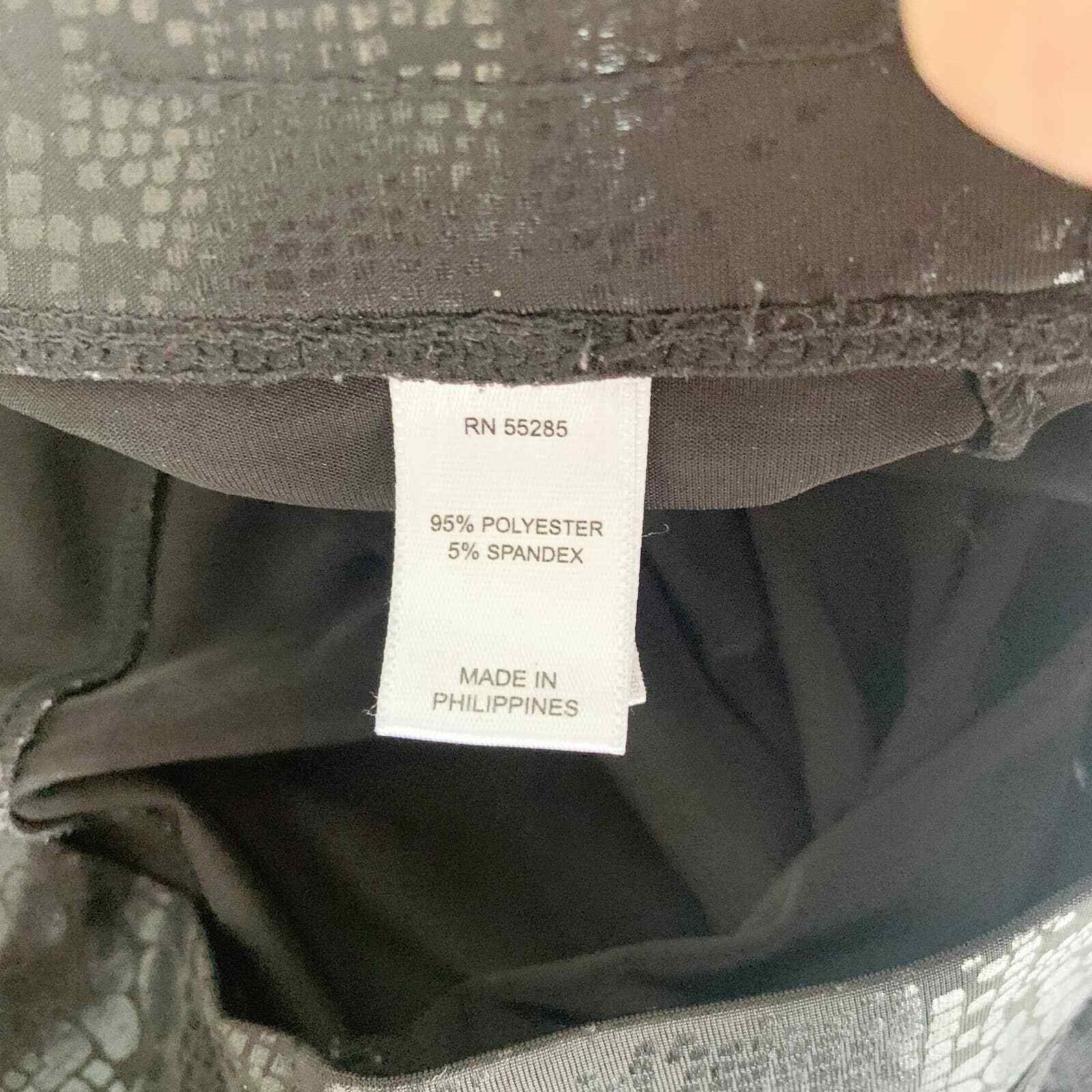 Express Black Embossed Pull On Stretch Leggings W… - image 5