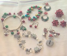 Christmas Jewelry Set: 3 Bracelets, 4 Pairs of Earrings, Snowman Pin  Bow Ring