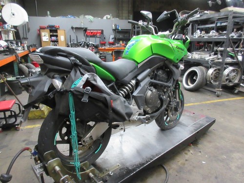 2009 07-09 Kawasaki KLE650 Versys 650 lado izquierdo derecho carenado cubierta panel cubierta - Imagen 15 de 15