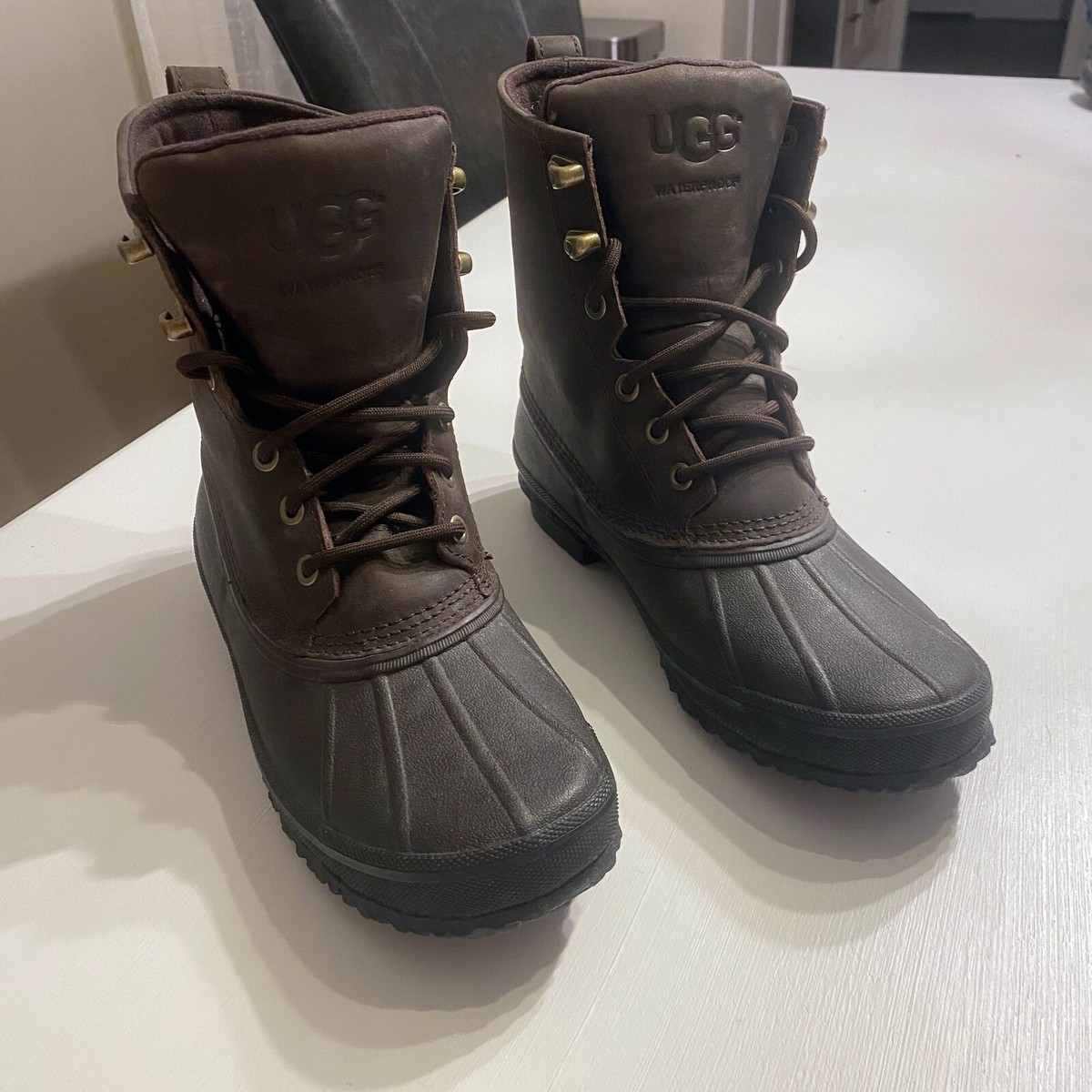 Ugg Australia Men display picture 3