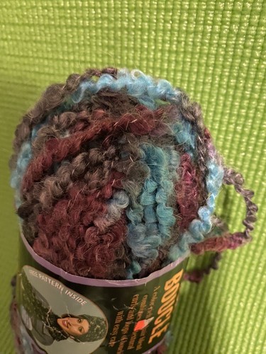 Lion Brand Yarn Lion Boucle #204 Snow Cone 2.5 Oz. Purple Blue 57 Yds - Picture 4 of 12