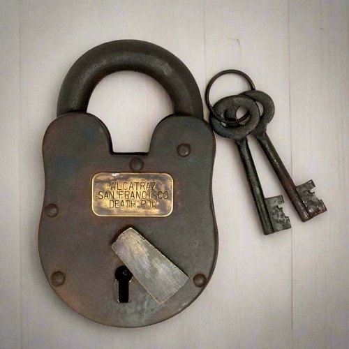 Alcatraz Prison San Francisco Death Row Lock Cast Iron With Keys (3" x 5") - Picture 4 of 4