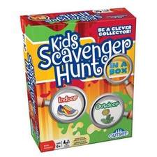 Outset Media Scavenger Hunt Family Card Game for 2 to 4 Players Ages 6 and Up