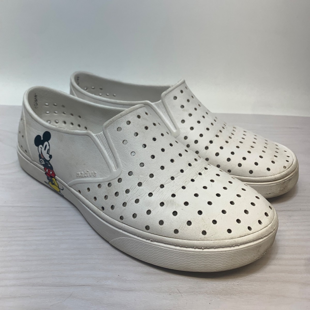 Native x Disney Mickey Mouse Shoes Jefferson Slip-On Womens  display picture 2