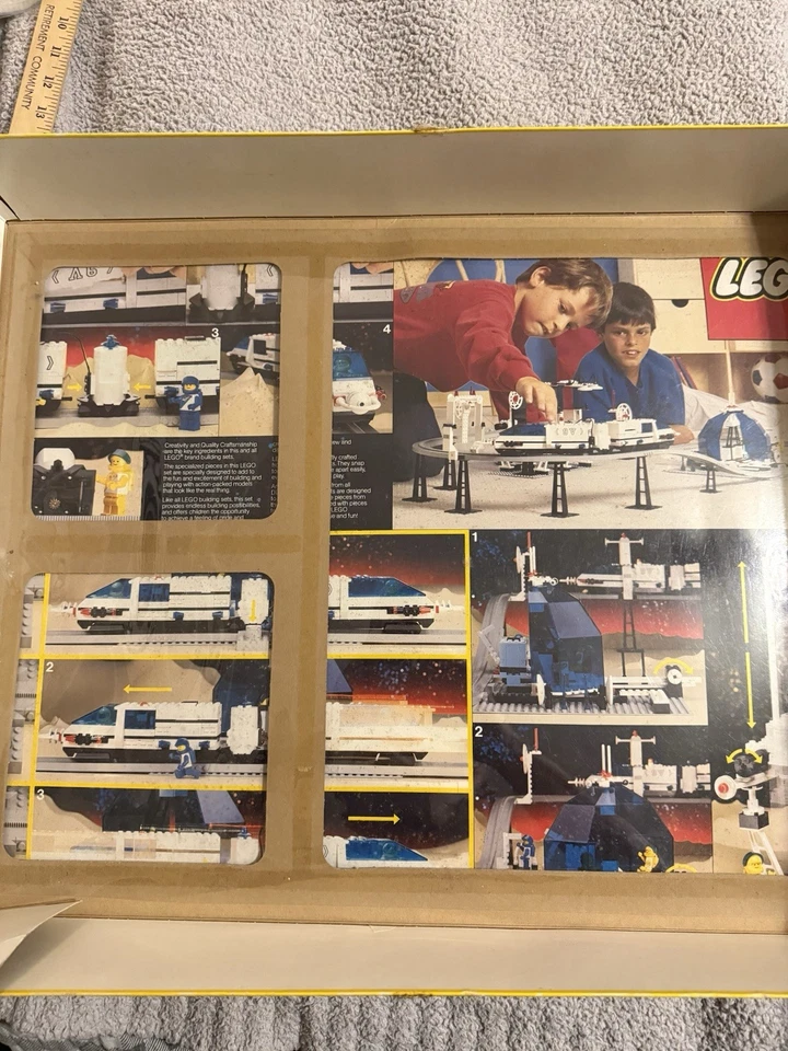 LEGOLAND 6990 Futuron Monorail Transport System - Mostly complete. Read Below - Image 2 of 4