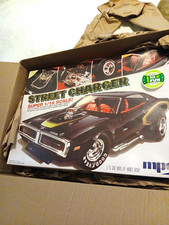Mpc 116 Street Charger Model Kit Limited Edition Full Blown Hemi Engine