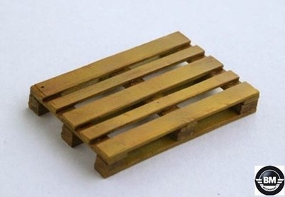 PlusModel Holzpalette Wooden Pallet Resin Diorama Bausatz Kit 1:35 Art. EL036