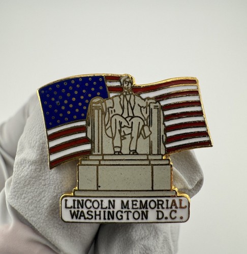 Lincoln Memorial Washington DC Emaille Anstecknadel mit patriotischer gewellter Flagge - Bild 1 von 6