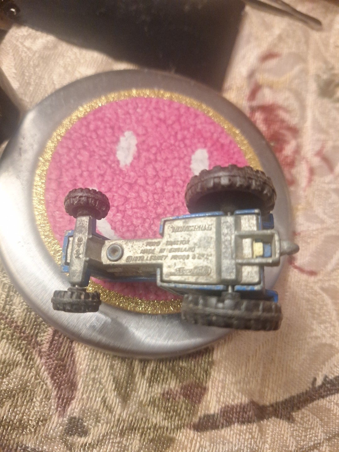 Picture 2 of 4