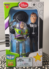 TOY STORY LIMITED EDITION BUZZ AND WOODY (SEA...