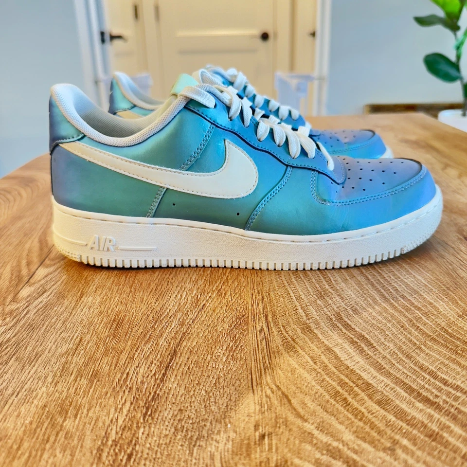 Nike | Air Force 1'07 LV8 'Fresh Mint' | 2017 | Para hombres Talla 9.5 Foto 2 de 4