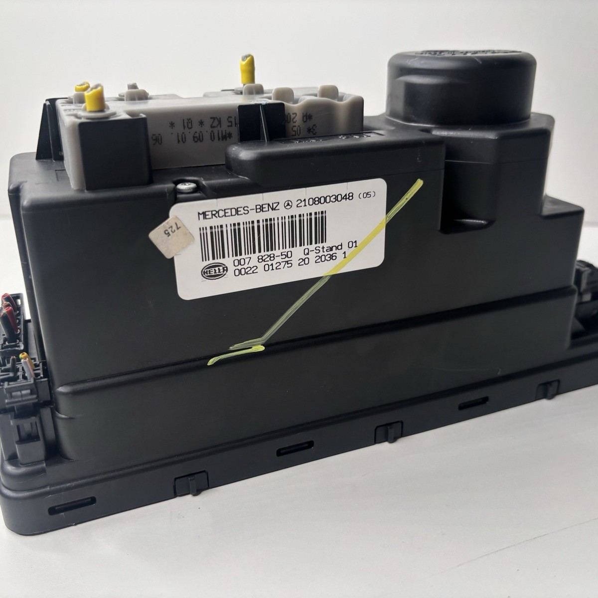 OEM Mercedes-Benz W208 W210 E320 E430 Central Door Vacuum Pump