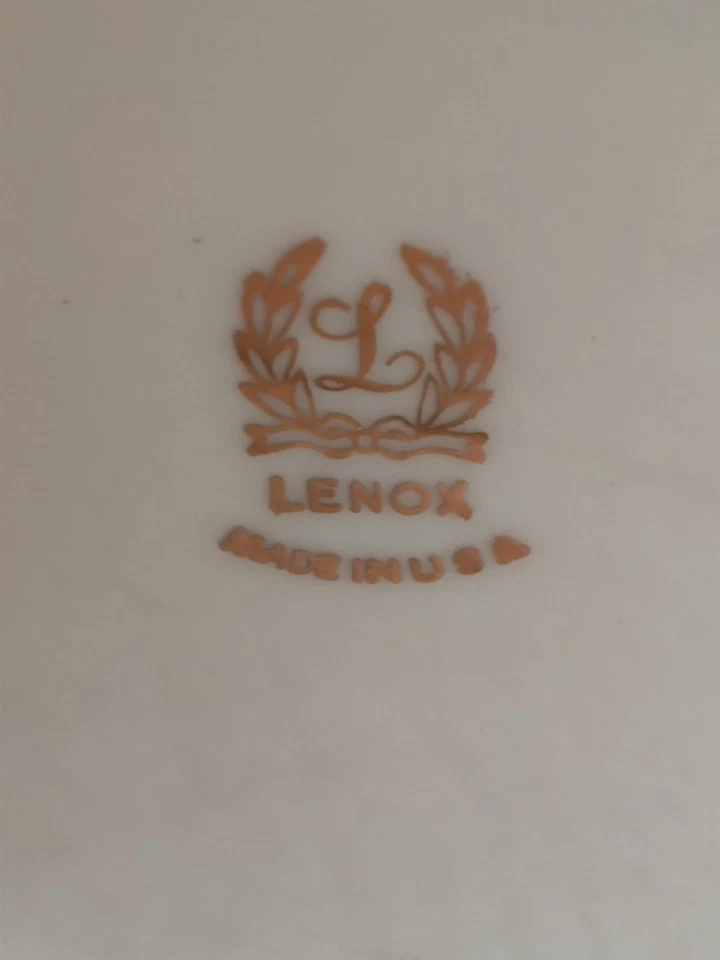 LENOX WENTWORTH 11 INCH VASE SCROLL VINE PATTERN,SCALLOPED RIM,FLARED NO DAMAGE  - Image 2 of 2