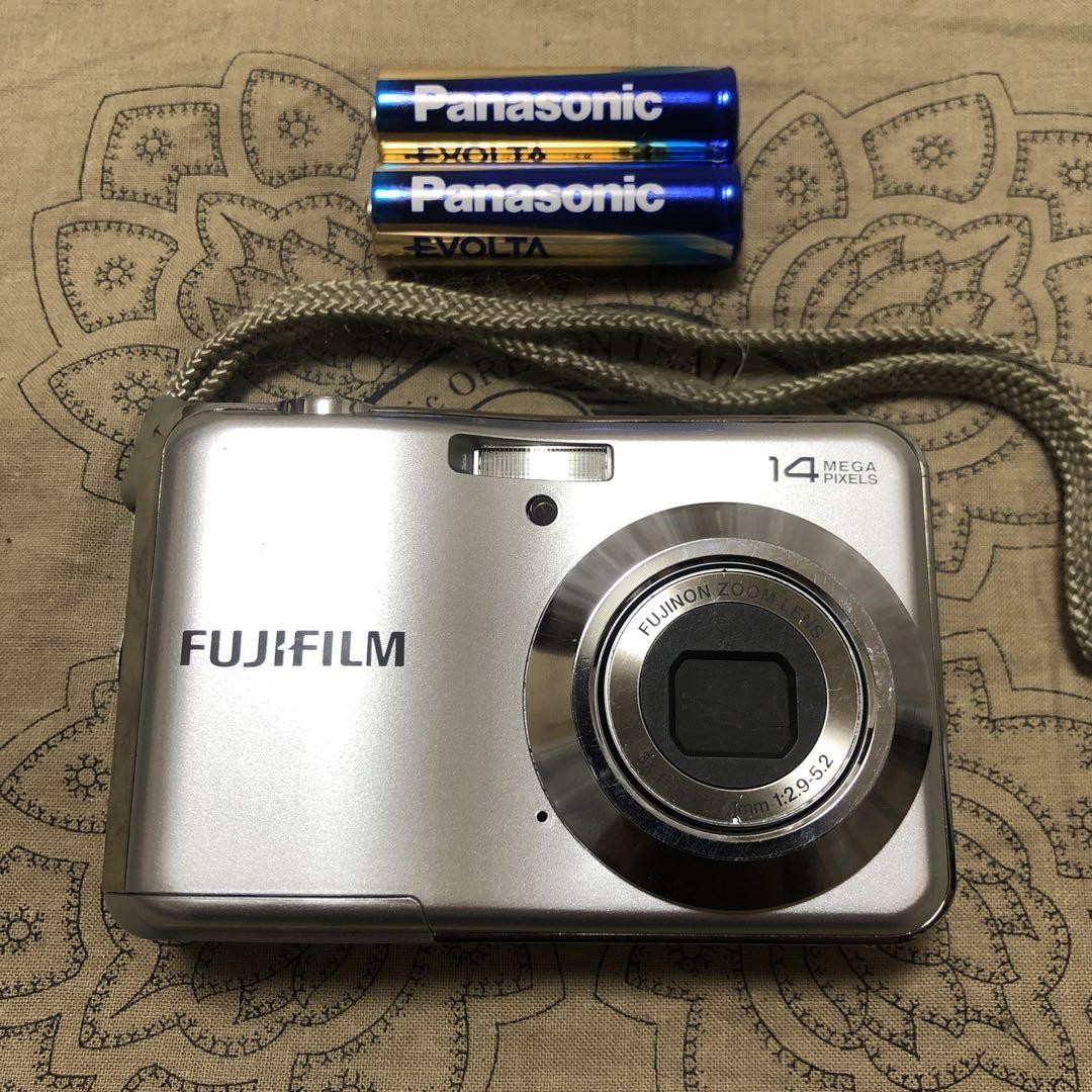 FUJIFILM FINEPIX AV150 digital camera AA battery powered