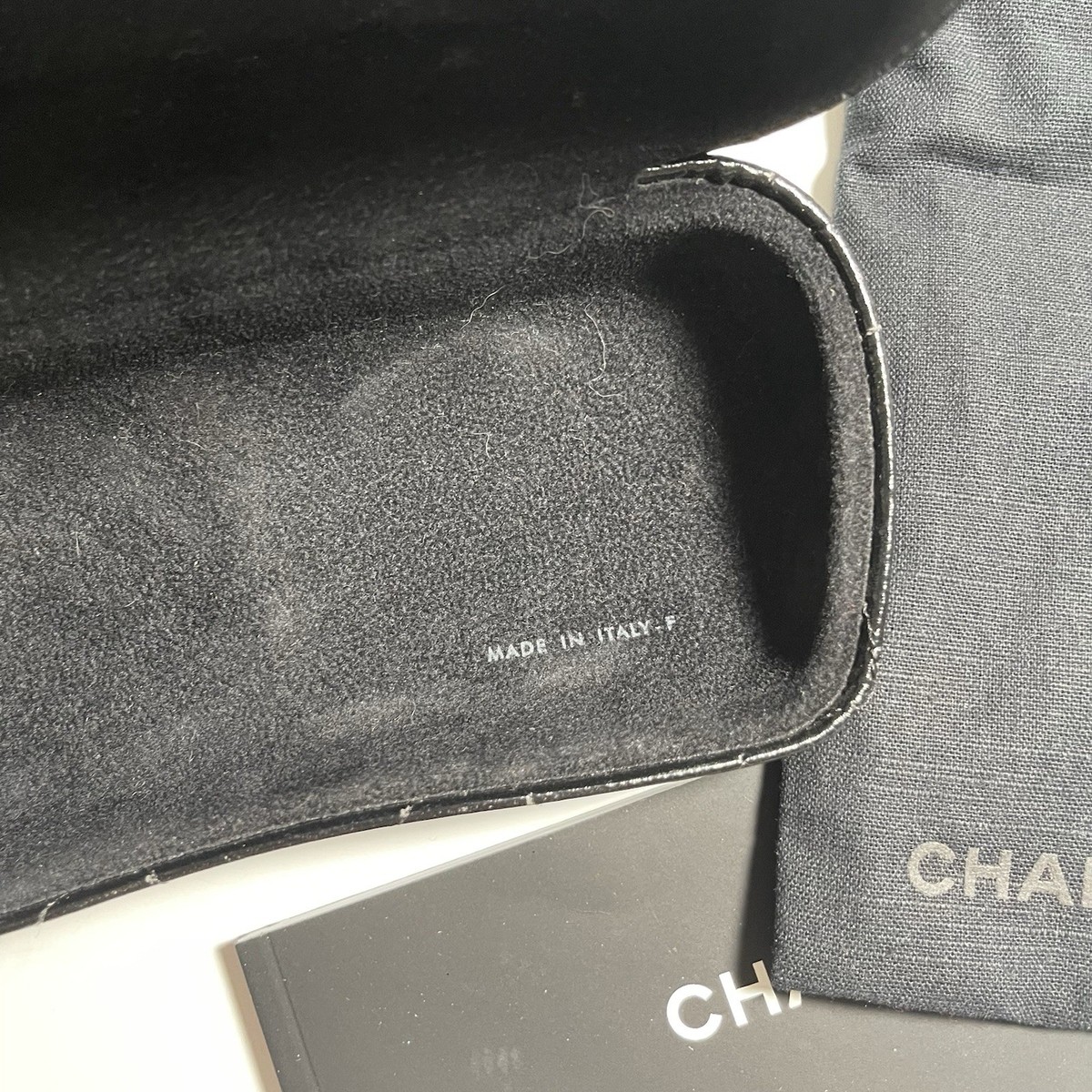 Chanel Black Quilted Caviar Leather Sunglasses Case Silver CC Logo Made in Italy Chanel Eyewear Case - Etsy Canada main image 2