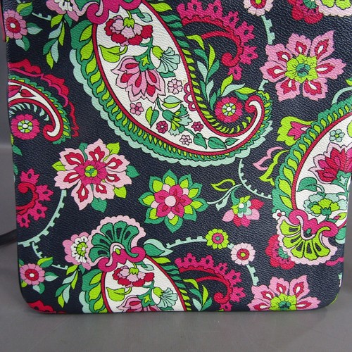 Vera Bradley Petal Paisley Kunstleder Handtasche 10,5" quadratisch Blumenmuster Handtasche - Bild 5 von 9
