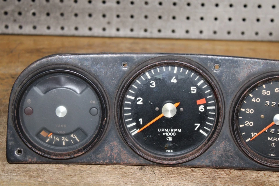 Cuadro de instrumentos Porsche 914 1969-1974 velocímetro y bisel OEM #3386E Foto 4 de 4