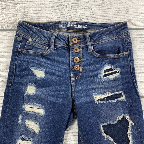 No Boundaries Mid Rise Relaxed Skinny Women Juniors Size 3 Blue Denim Jean Pants - Picture 3 of 12