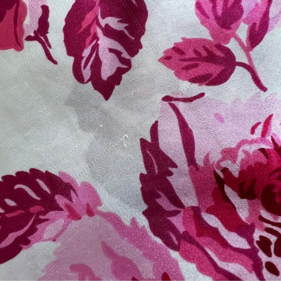 Amoureuse 花卉蕾丝缎面懒人女式 M 码 — 第 4/4 张图片