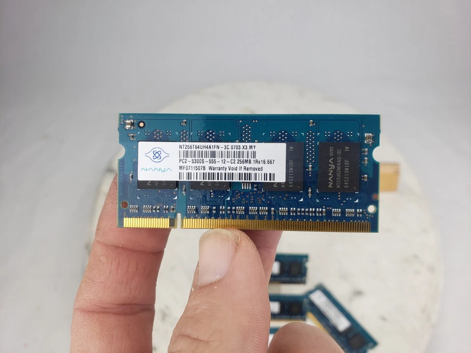 5x NT256T64UH4A1FN Nanya Laptop Memory 256MB PC2-5300S-555-12 MF0711503B Chip - Image 3 of 4