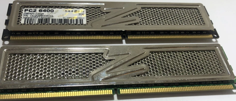 OCZ Platinum Edition 4GB (2x2GB) DDR2 OCZ2P10664GK PC2 8500 - Image 3 of 3