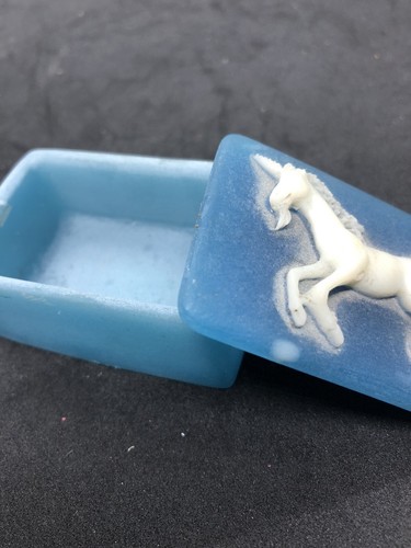 Vintage Stone Tricket Box ~ UNICORN Rectangle ~ Blue Stone ~ So Cute - Picture 2 of 4