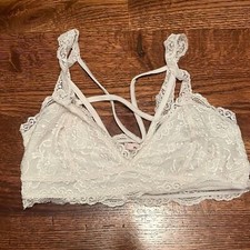 Francesca's Small Lace bralette in White Cream, amazing condition