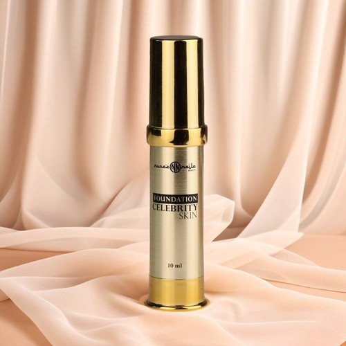 FOUNDTION CELEBRITY SKIN NURAZ NAILA - Picture 3 of 6