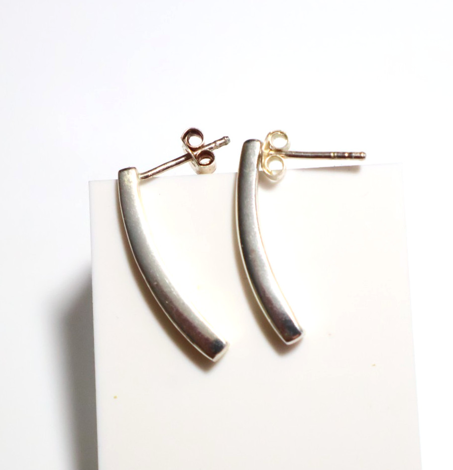 PRETTY Solid Silver 925 Curved Bar Drop EARRINGS … - image 2