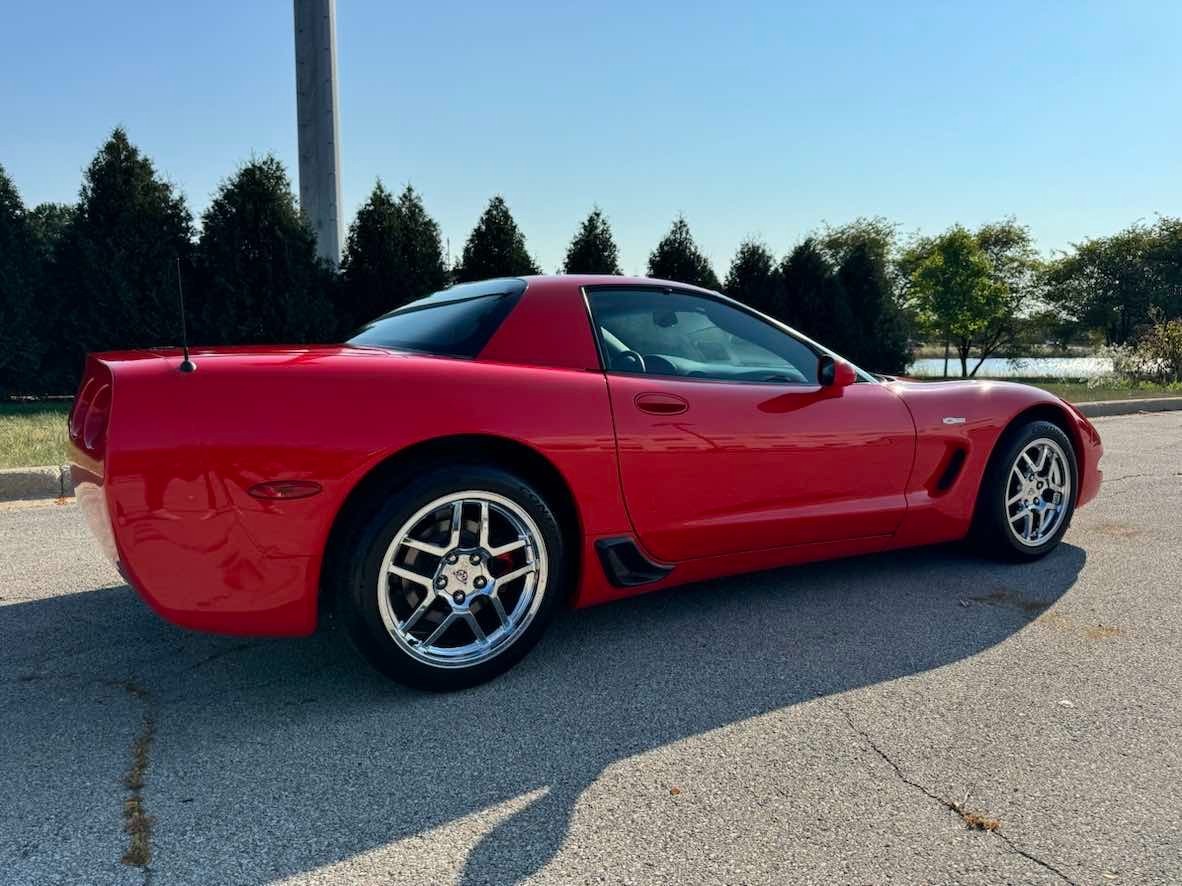 2004 Red Chevrolet Corvette   | C5 Corvette Photo 4