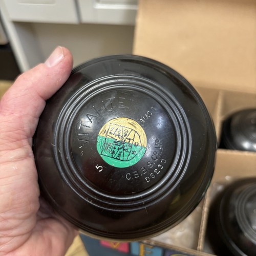 Set of 4 Vitalite Lawn Bowls Size 5 Bias 3 - Picture 12 of 18