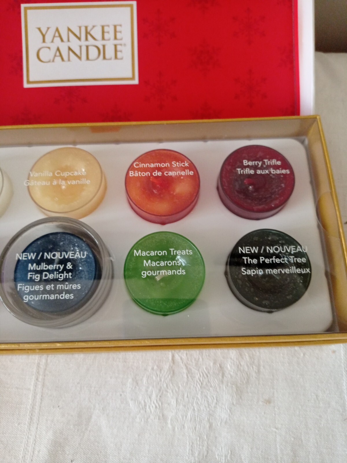 Yankee Candle 10Scented Tea Lights and Holder personal /Gift Set