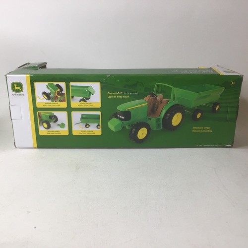 Tomy John Deere 8" Tractor w/ Flare Box Wagon #37163 - NIB!!! - Picture 3 of 6