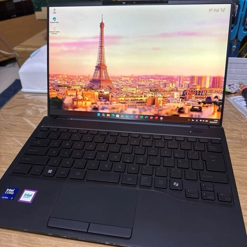Fujitsu FMV Lifebook WU5/J3 Core Ultra 155U Windows 11 RAM 16GB SSD 512GB