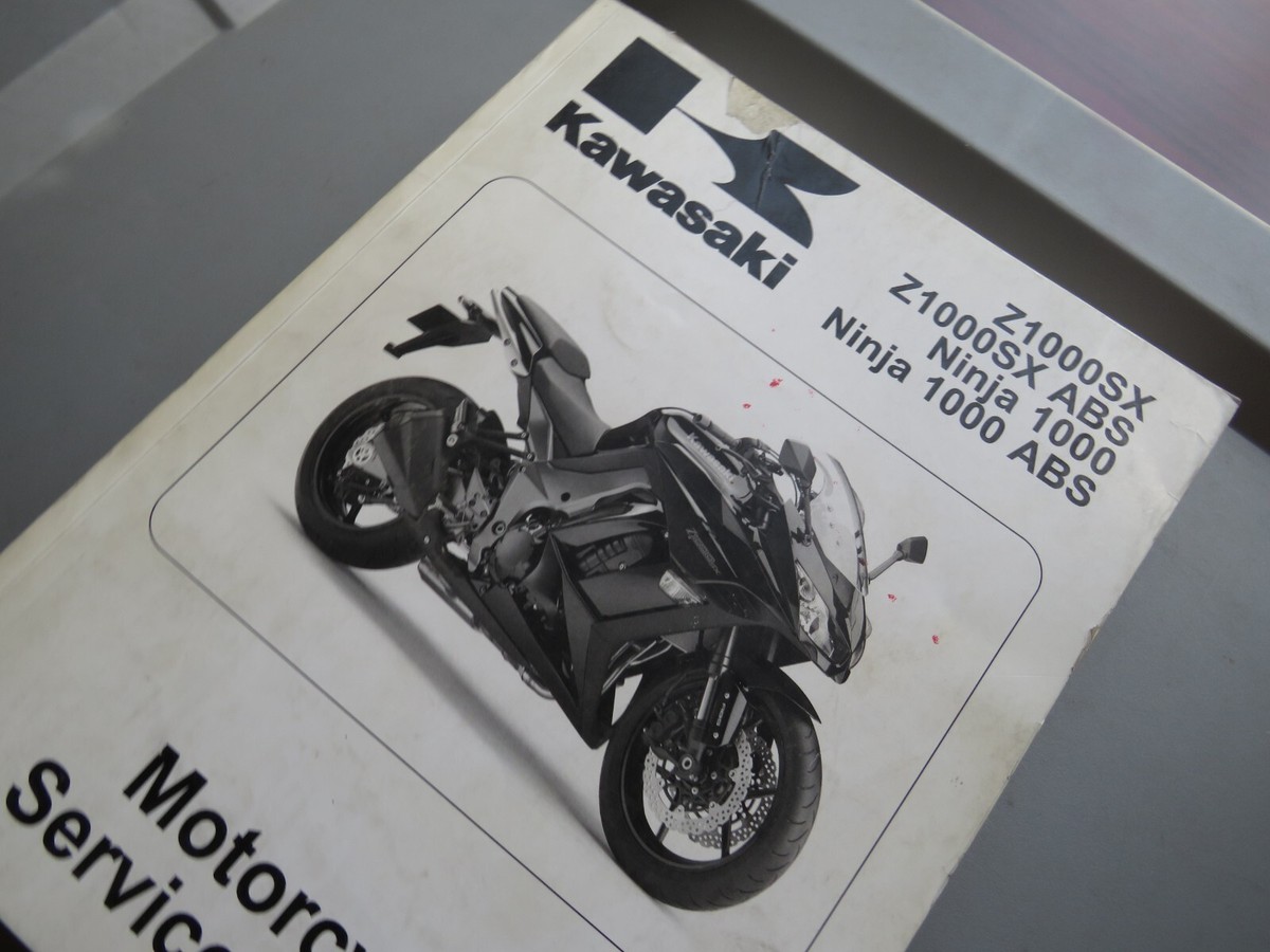 c111ページ Kawasaki Motorcycle 2023 OEM Parts Diagram for Cowling