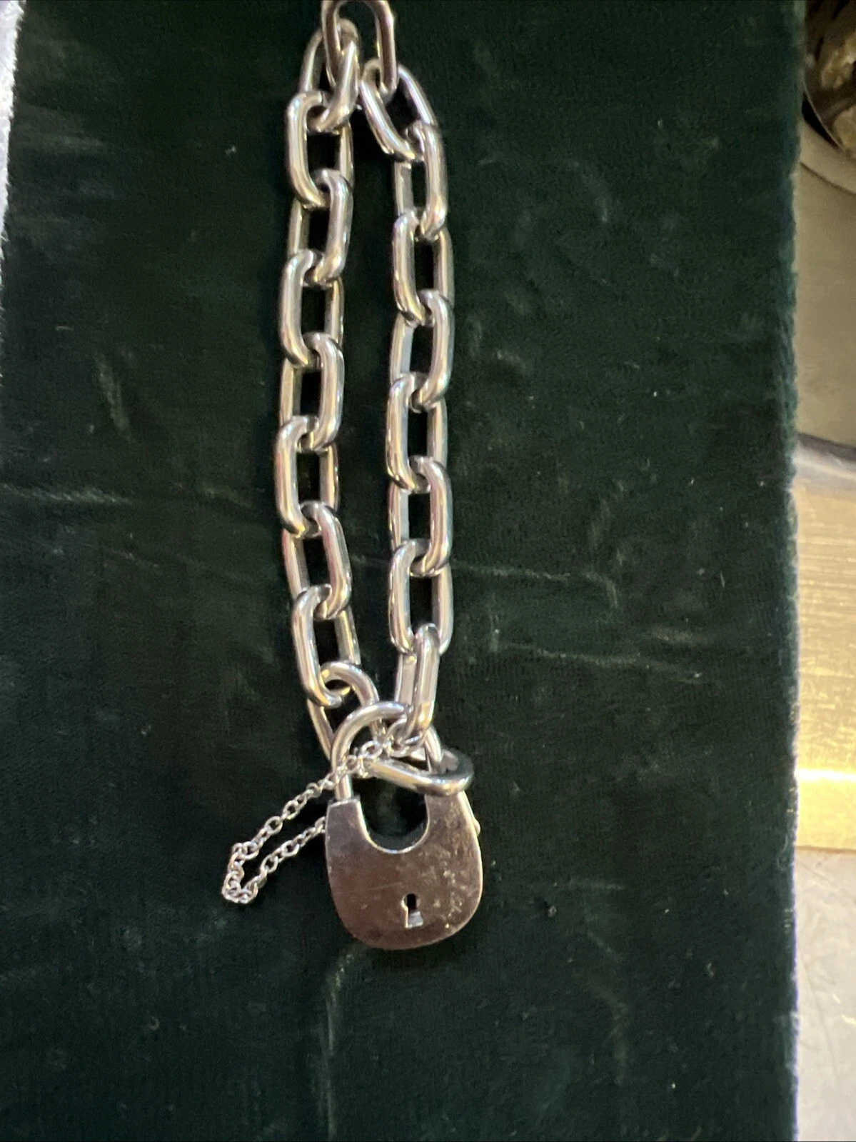 MK Michael Kors Catena Bracciale Lucchetto Tono Argento Lucchetto Si Apre E Si Chiude