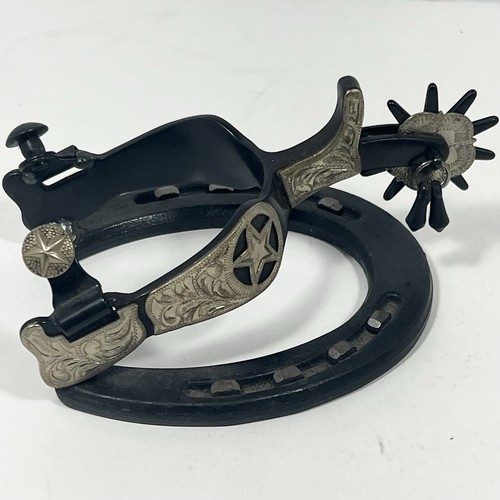 Showman Cowboy Speroni Ferro di Cavallo Decorazione Forgia Nordica 1HW Espositore/Decorazione Tack - Foto 8 di 11