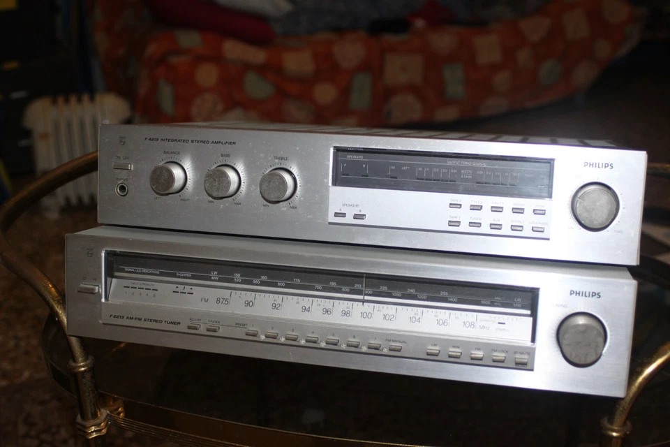 Amplificatore Vintage Philips f4213 e Tuner f2213 hifi funzionanti - Immagine 4 di 4