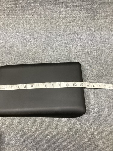 Black TPE Rubber Armrest Box Cover Pad For Tesla Model Y 2020-2024 - Bild 4 von 5