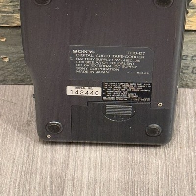 Sony TCD-D7 DAT Digital Audio Tape Recorder Walkman Tested