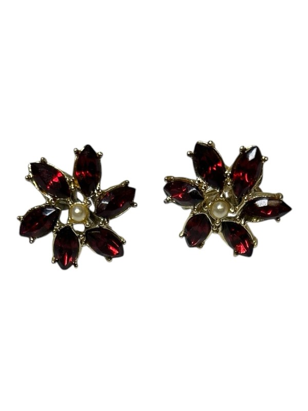 Vintage Garnet Red Glass Earrings Gold Tone Floral Screw Back Estate Gift