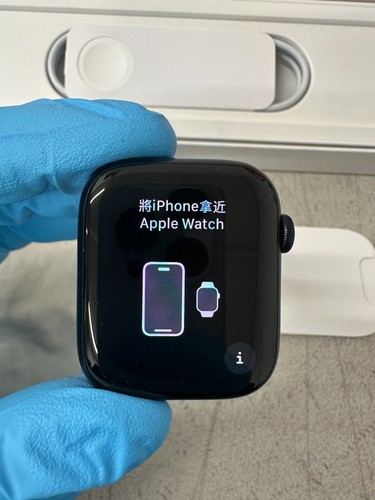 Apple Watch Series 8 (GPS+Cellular) 45mm Smart Watch Aluminum Case - Midnight - Photo 3 sur 13