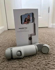 **Open Box** Insta360 Flow AI-Powered Smartphone Stabilizer gimbal