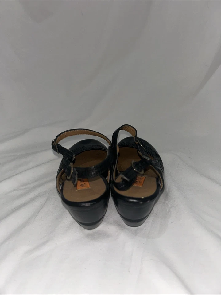 Miz Mooz Jay Mary Jane Black Leather Pumps Womens U.S. Size 7.5 Europe 38 - Image 4 of 4
