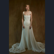 Square Collar Wedding Dress Sleeveless Lace-Up A-Line Court Train Evening Dress