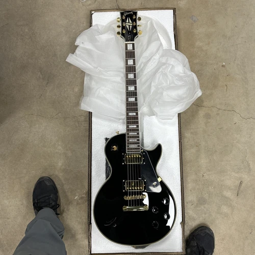 Epiphany Les Paul Custom, Ebony With Gold Hardware